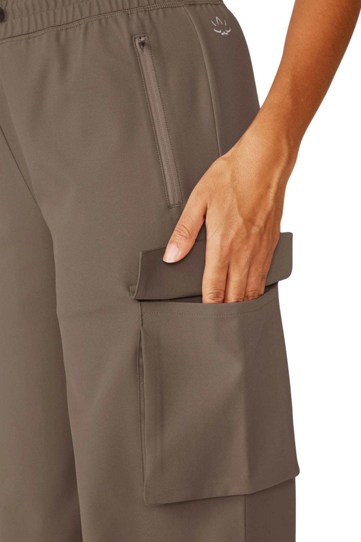 Beyond Yoga City Chic Cargo Pants Dune