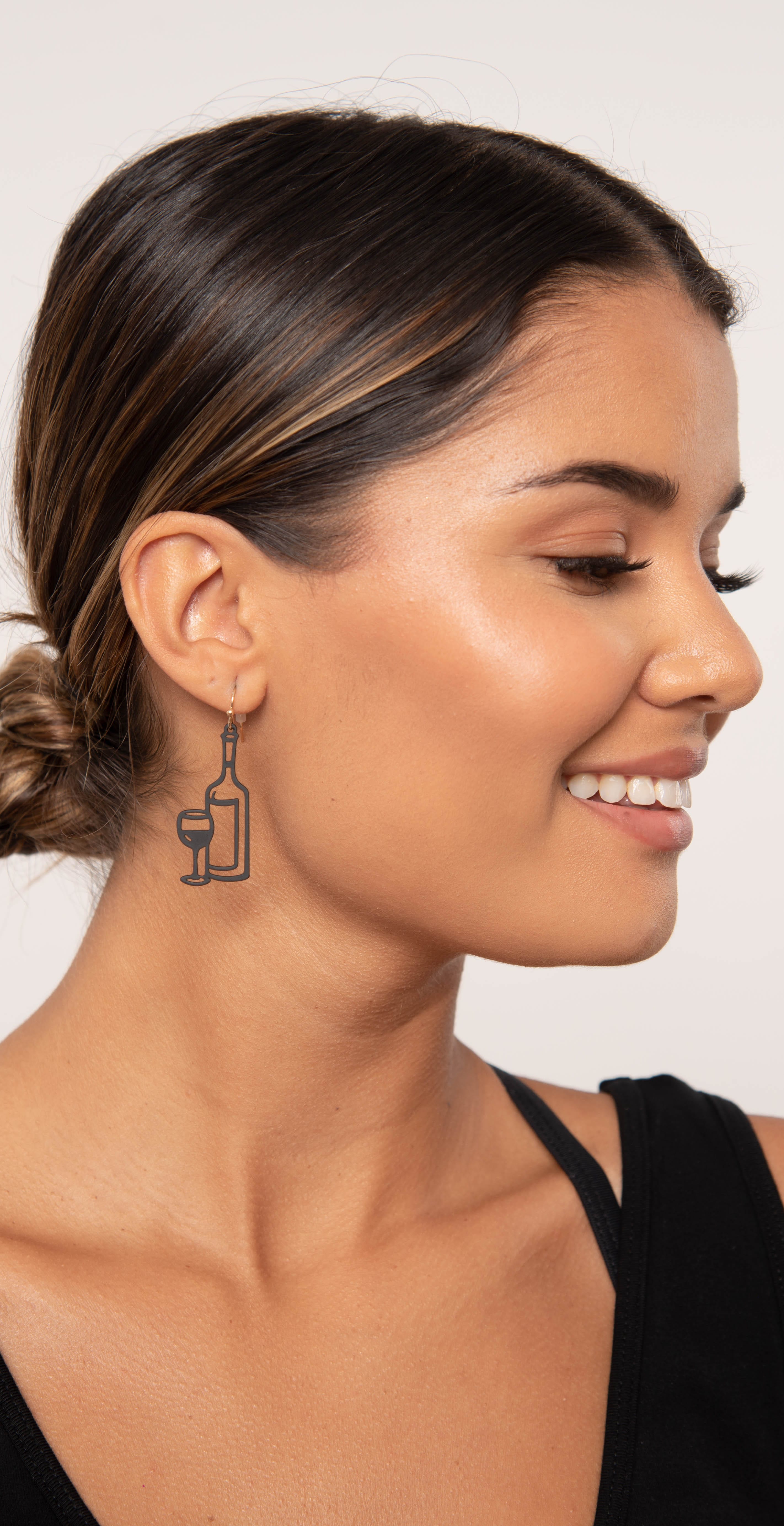 Dainty Ivy Color Wine & Glass Earrings Black