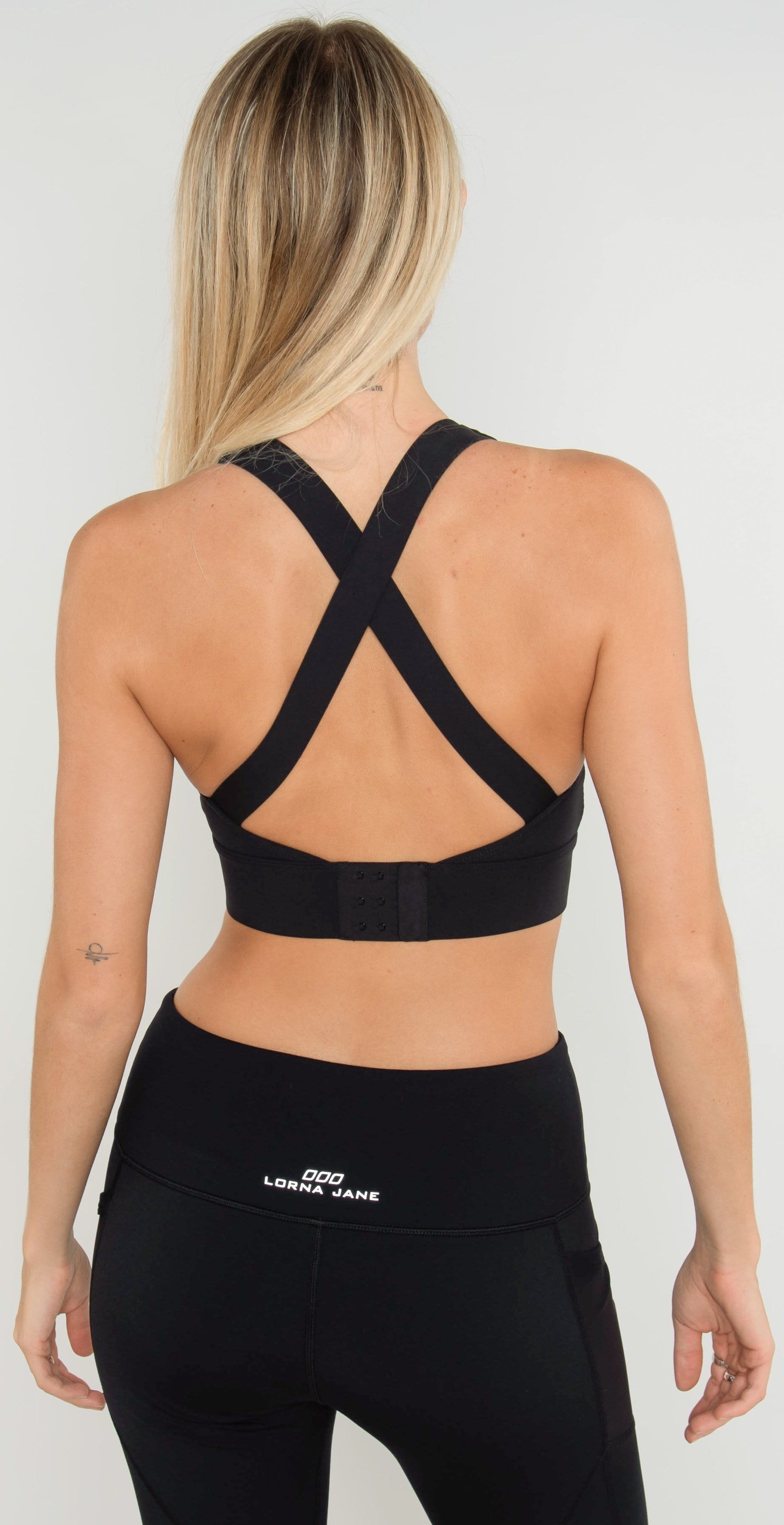 Lorna Jane Down Town Sports Bra Black