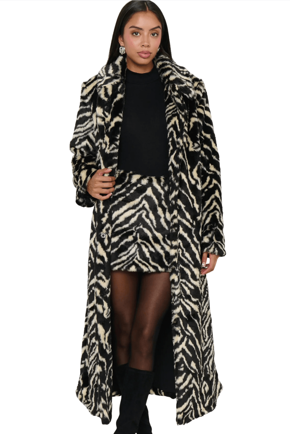 Miss Cindy Overcoat