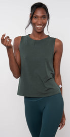 Catleya Emma V-Back Tank Pine