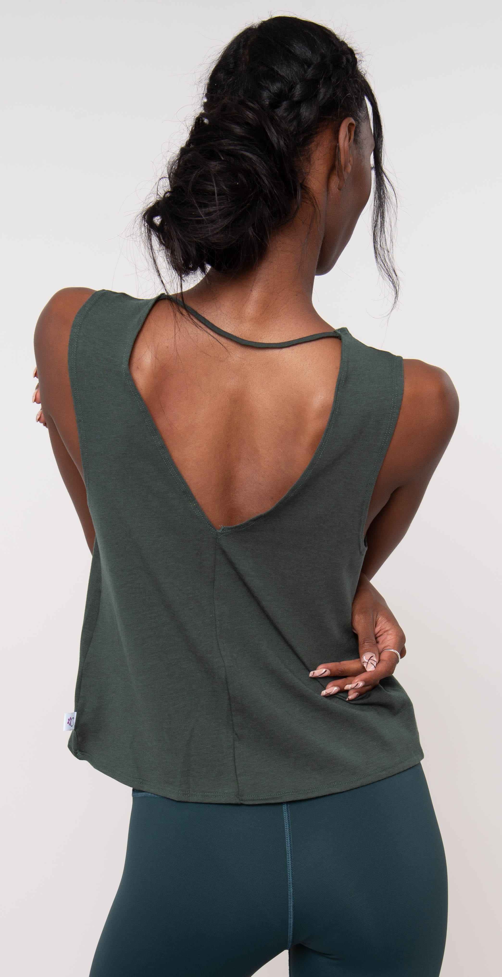 Catleya Emma V-Back Tank Pine