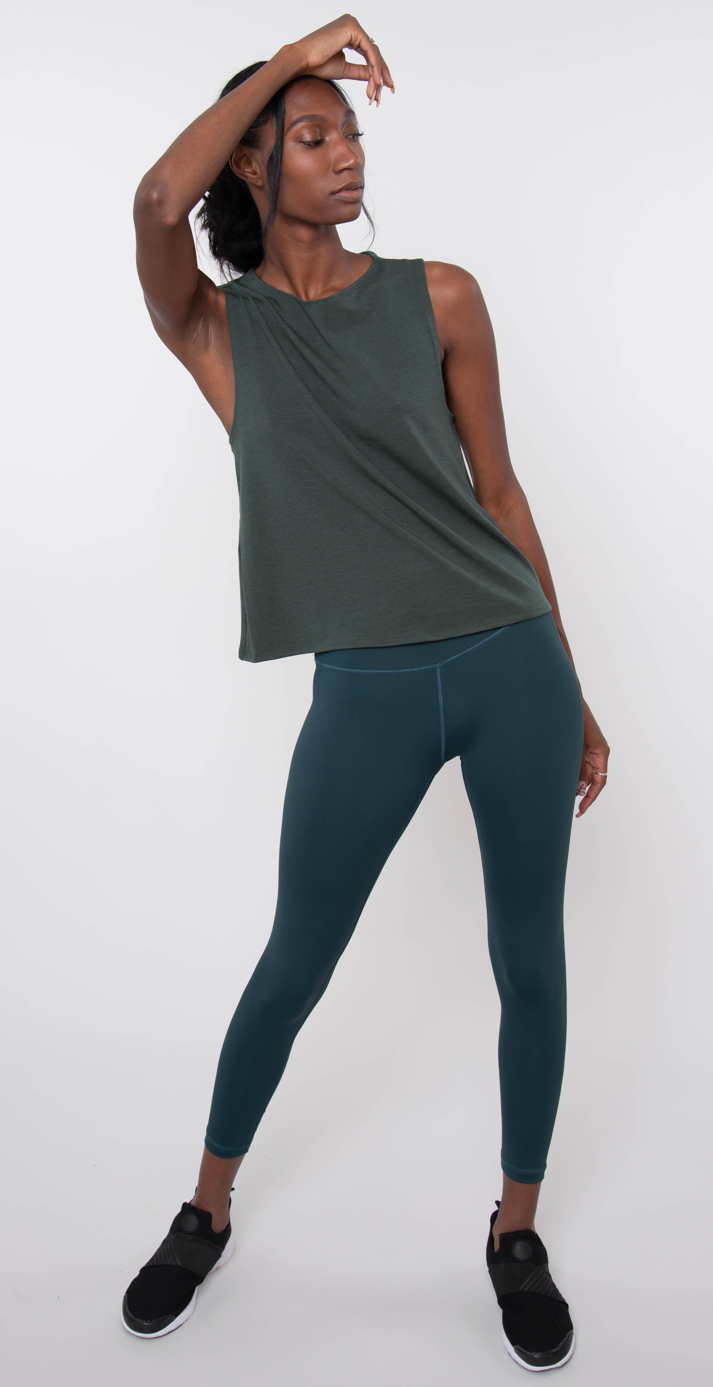 Catleya Emma V-Back Tank Pine